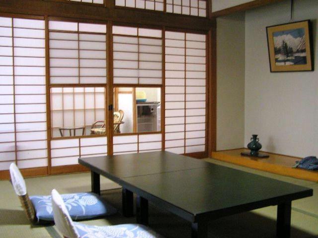 Kadoya Hotel Yamanouchi  Kamer foto