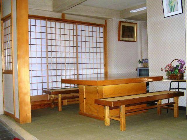 Kadoya Hotel Yamanouchi  Buitenkant foto
